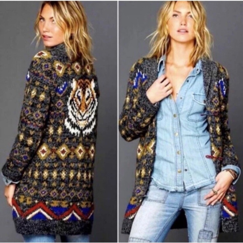 Excellent Condition Free People Mascot Cardigan Tiger Sweater Coat size medium